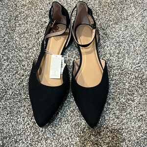 Women’s flats